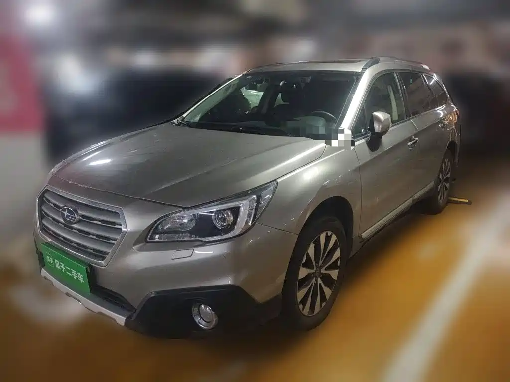 Subaru Outback 2018 — фото 2