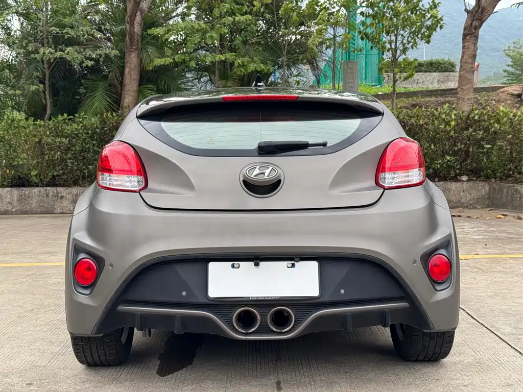 Hyundai Veloster 2017 — фото 17