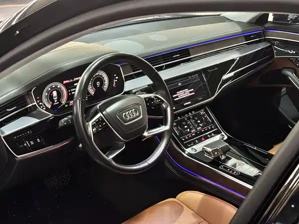 Audi A8 2023