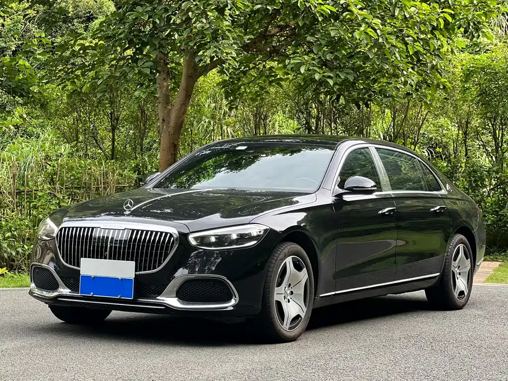 Mercedes-Benz S-Class 2025