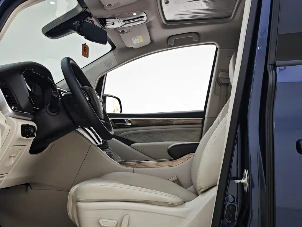 GAC Motor Trumpchi M8 2019 — фото 7