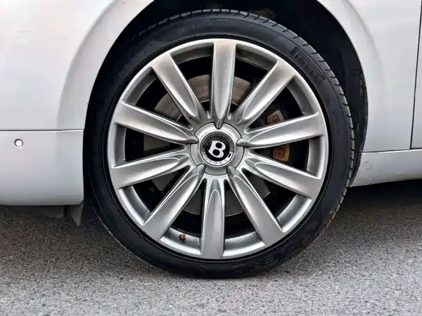 Bentley Flying Spur 2016