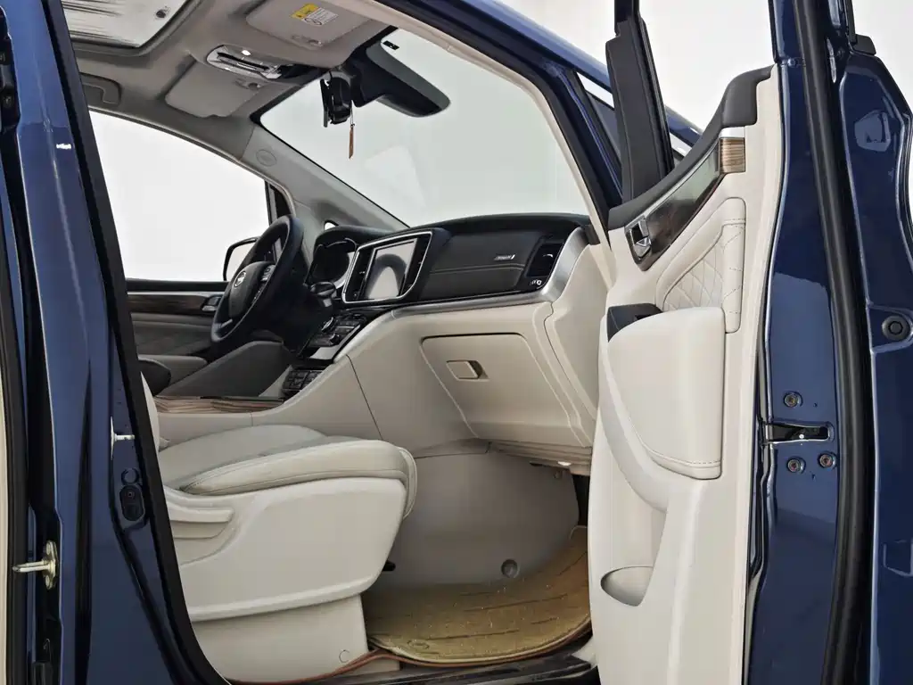 GAC Motor Trumpchi M8 2019 — фото 30