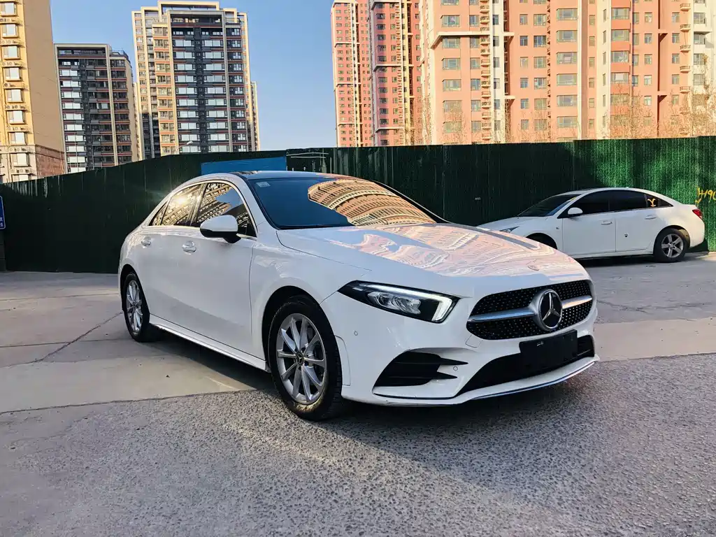 Mercedes-Benz A-Class 2021 — фото 3