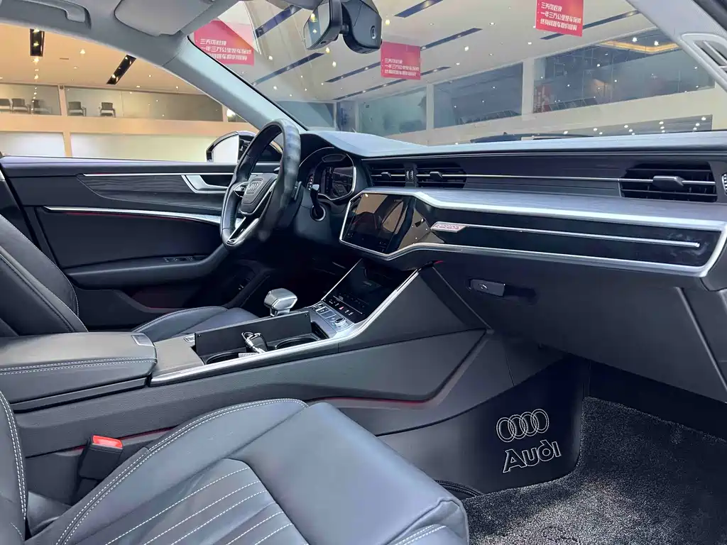 Audi A6L 2023 — фото 23