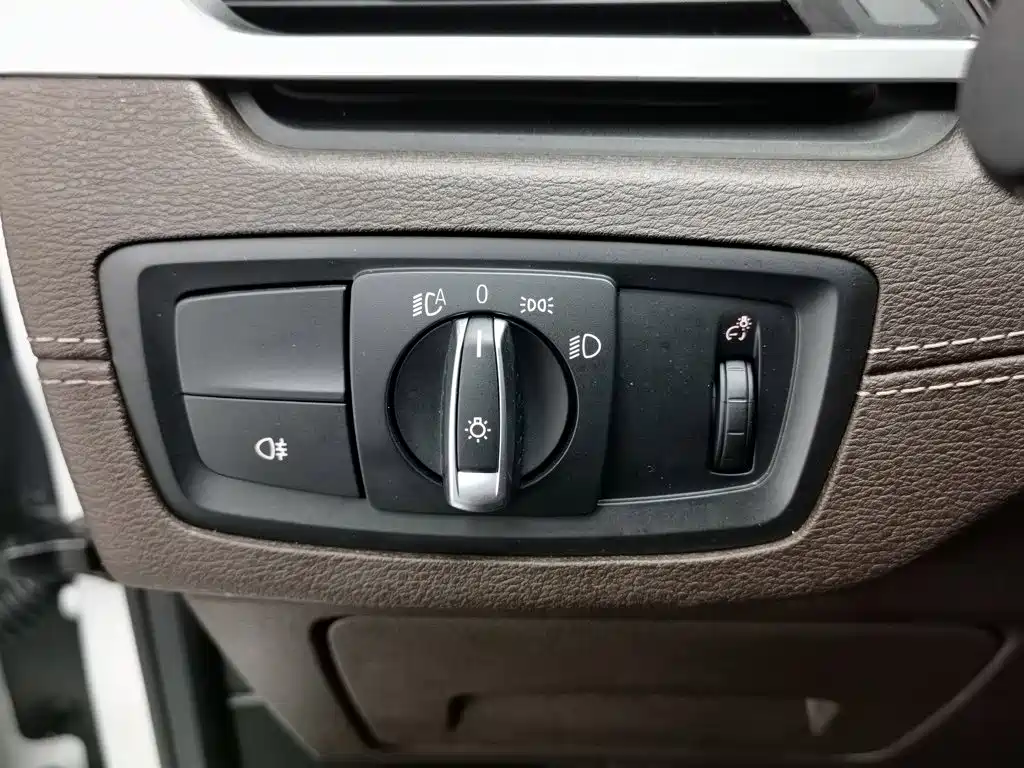 BMW X2 2023 — фото 21