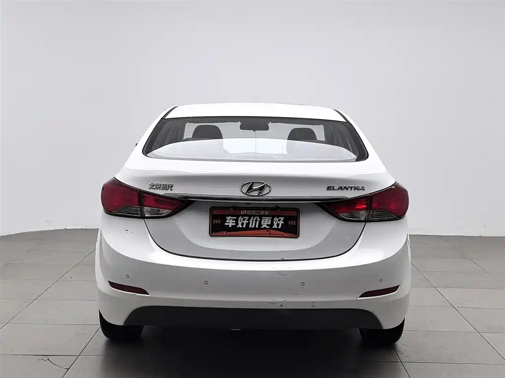 Hyundai Elantra Langdong 2018 — фото 4