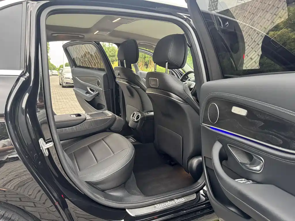 Mercedes-Benz E-Class 2018