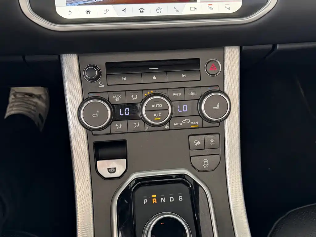 Land Rover Range Rover Evoque 2019 — фото 18