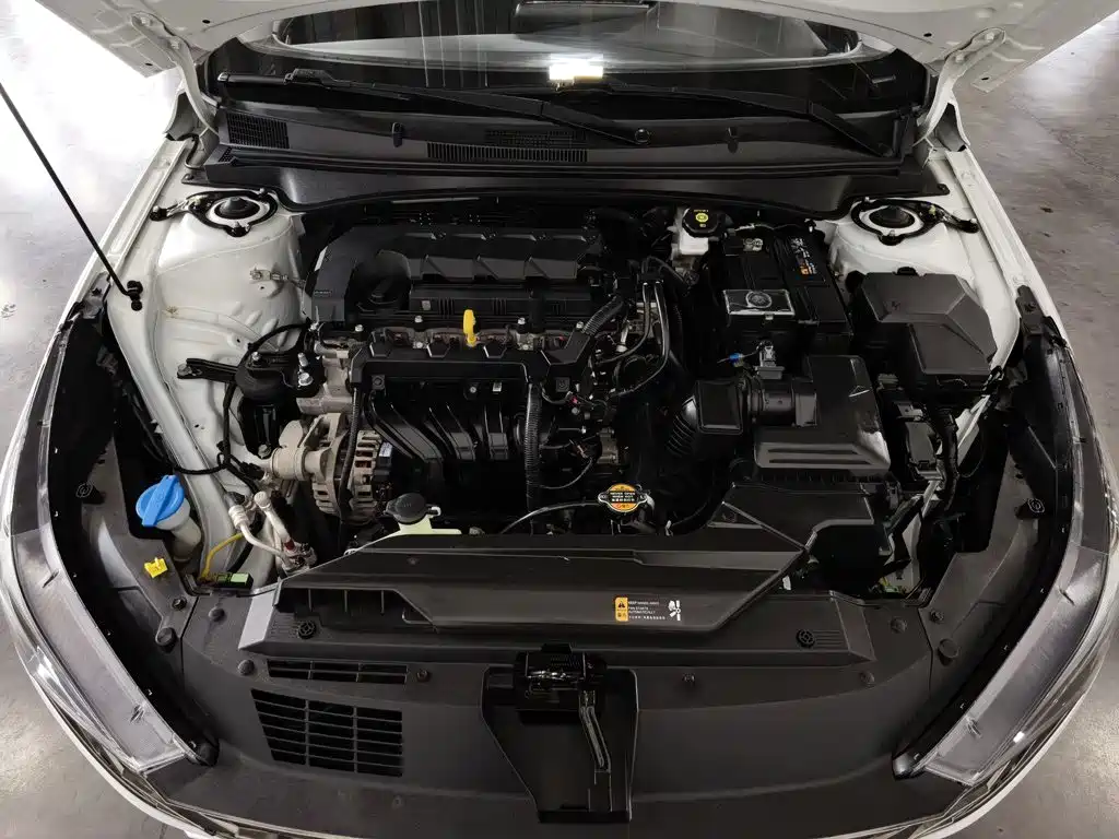 Hyundai Elantra 2022