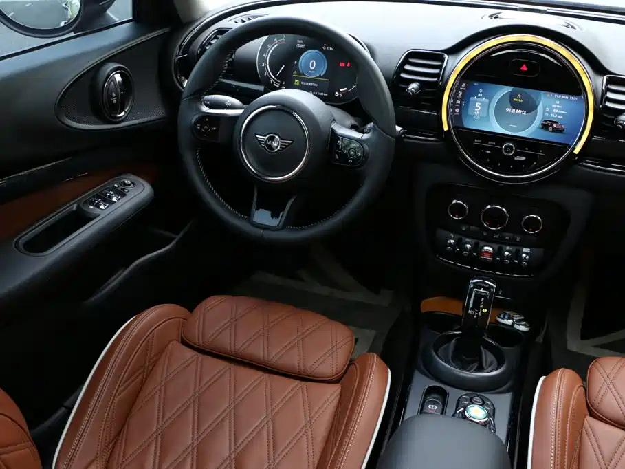 MINI Clubman 2022 — фото 27