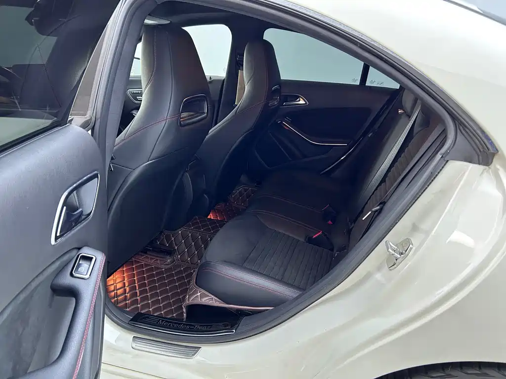 Mercedes-Benz CLA 2017 — фото 9