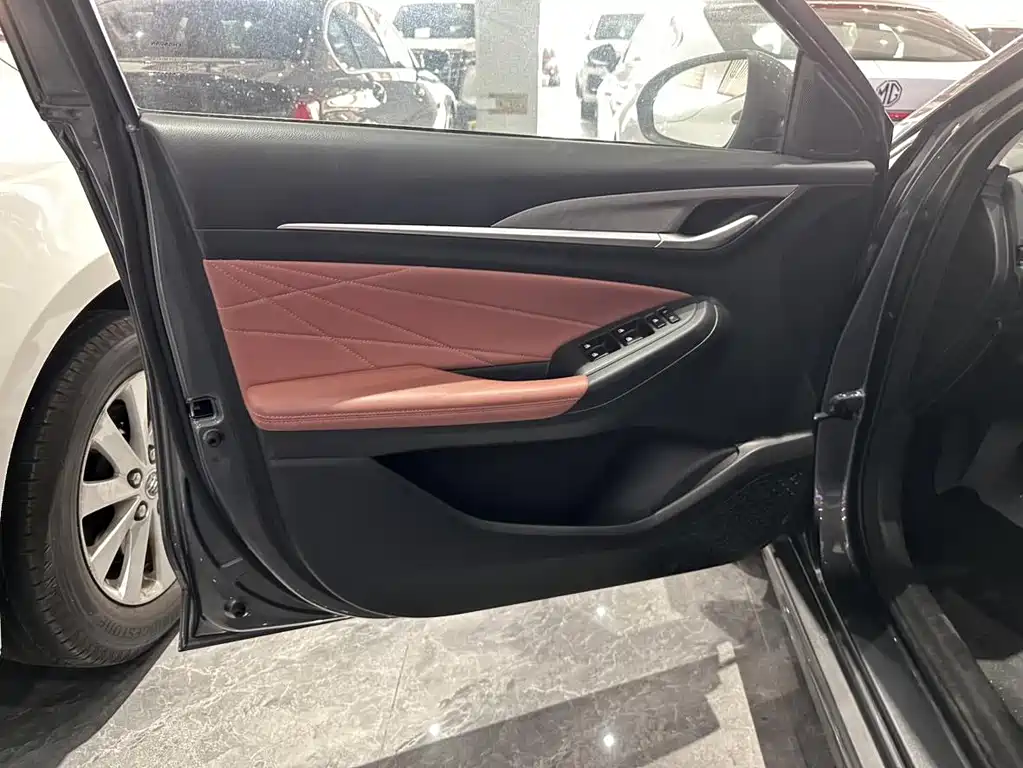 Changan Eado 2022 — фото 16