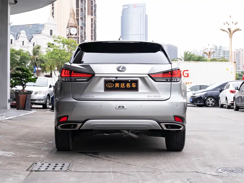 Lexus RX 2022