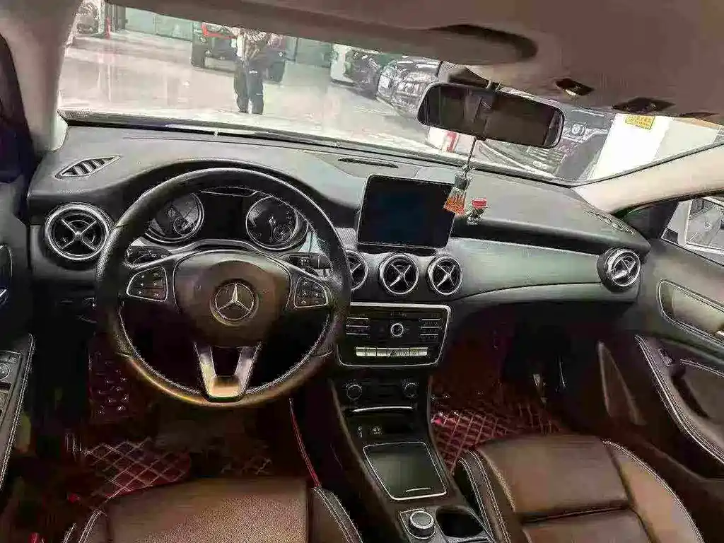 Mercedes-Benz GLA 2017 — фото 7