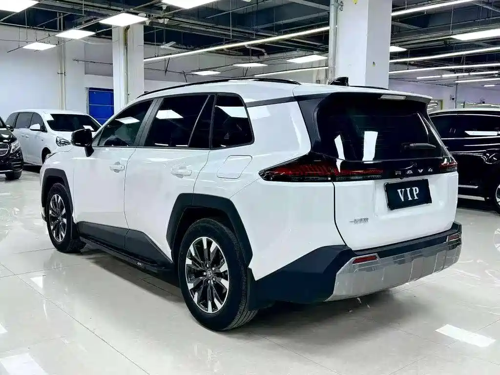 Toyota RAV4 2026