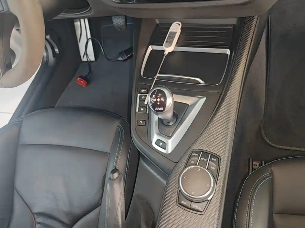 BMW M2 2019 — фото 14