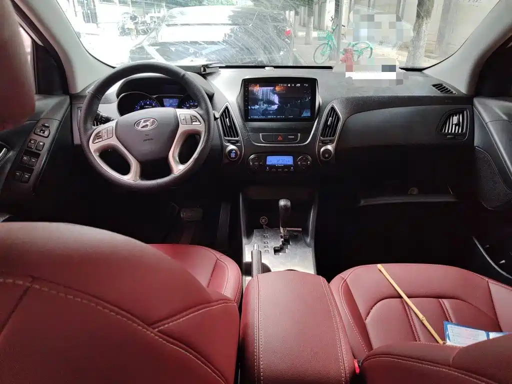 Hyundai ix35 2015 — фото 10