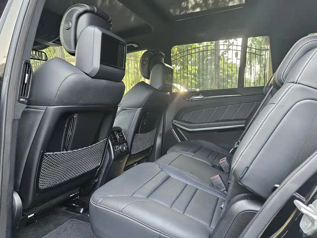 Mercedes-Benz GLS AMG 2017 — фото 8