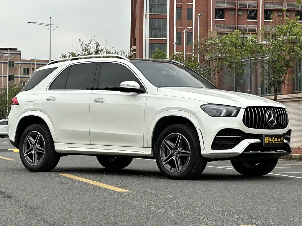 Mercedes-Benz GLE 2020 — фото 3