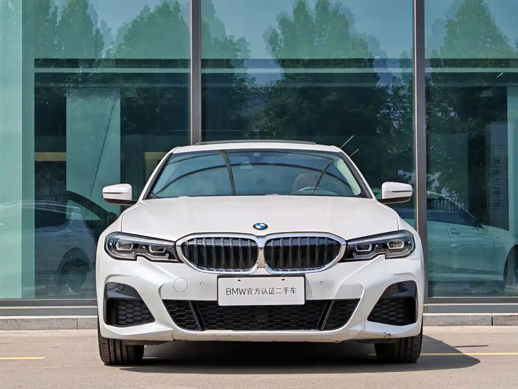 BMW 3 Series 2022