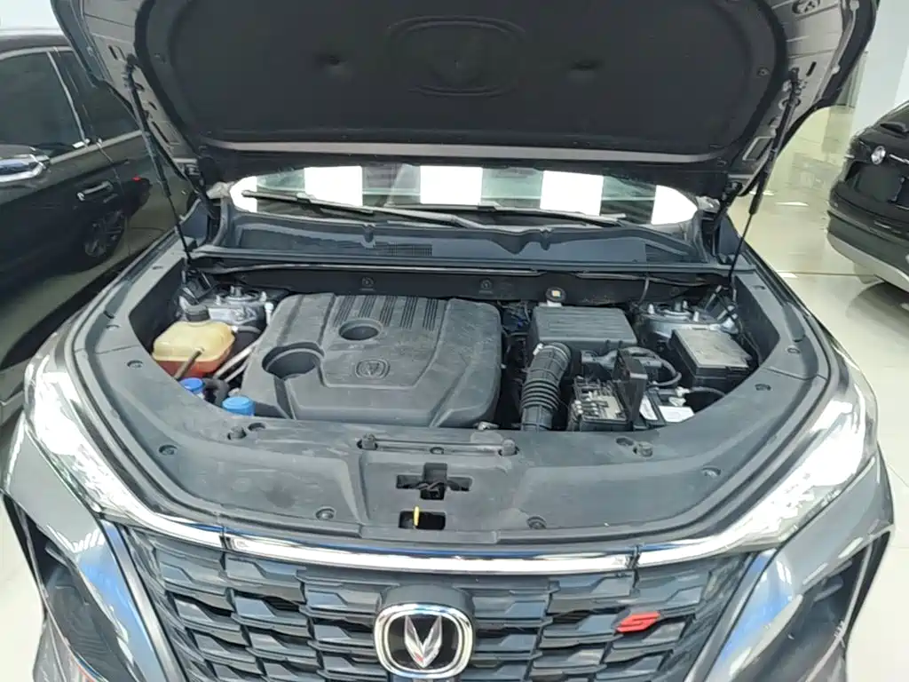 Changan CS75PLUS 2022 — фото 16