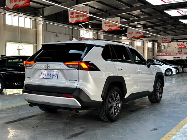 Toyota RAV4 2023