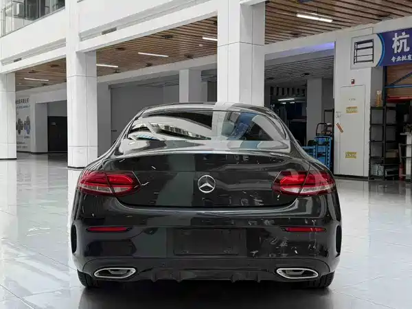 Mercedes-Benz C-Class 2021