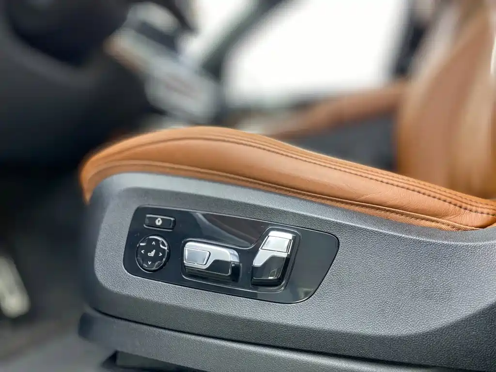 BMW X7 2023 — фото 24