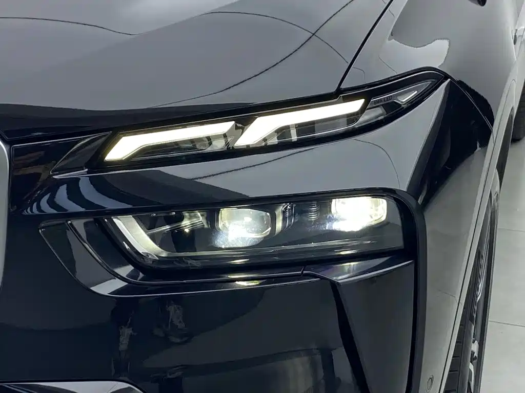 BMW X7 2023 — фото 36