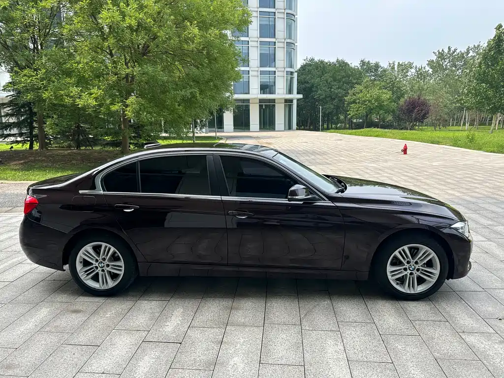 BMW 3 Series 2017