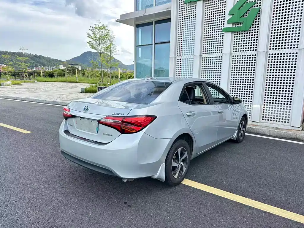 Toyota Levin 2017 — фото 28