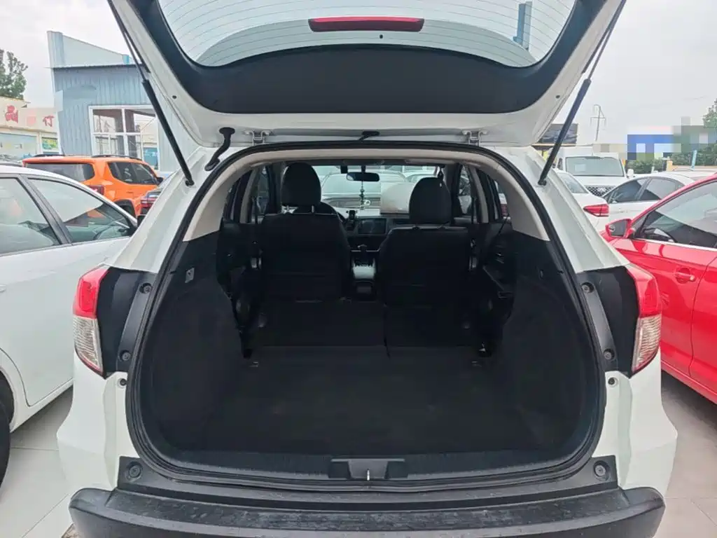 Honda Vezel 2022 — фото 19