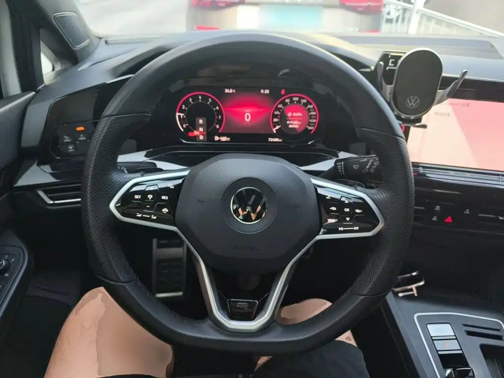 Volkswagen Golf 2022