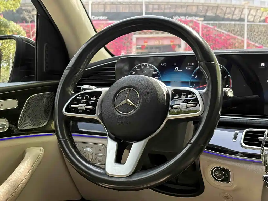 Mercedes-Benz GLE 2020 — фото 12