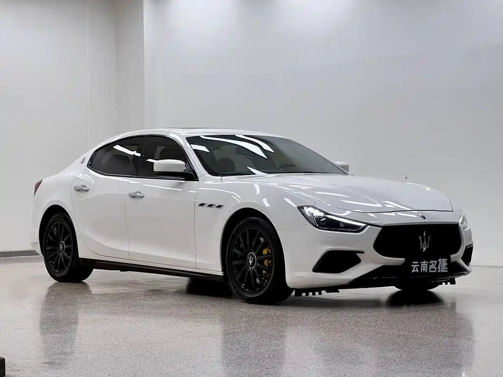 Maserati Ghibli 2015 — фото 3