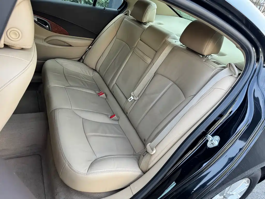 Buick LaCrosse 2012 — фото 19