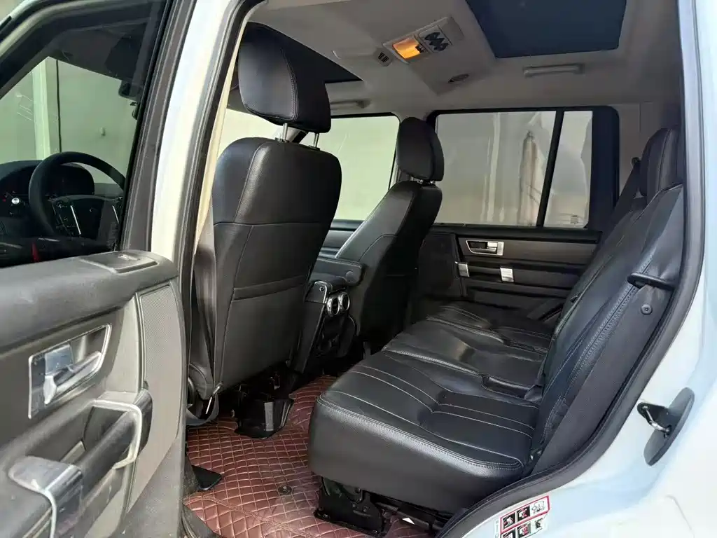 Land Rover Discovery 2016