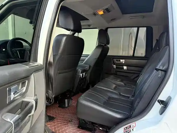 Land Rover Discovery 2016