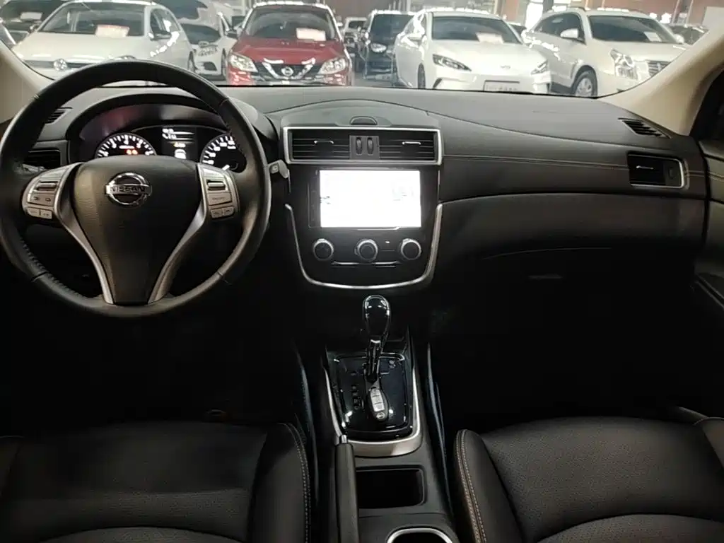Nissan Tiida 2021 — фото 14