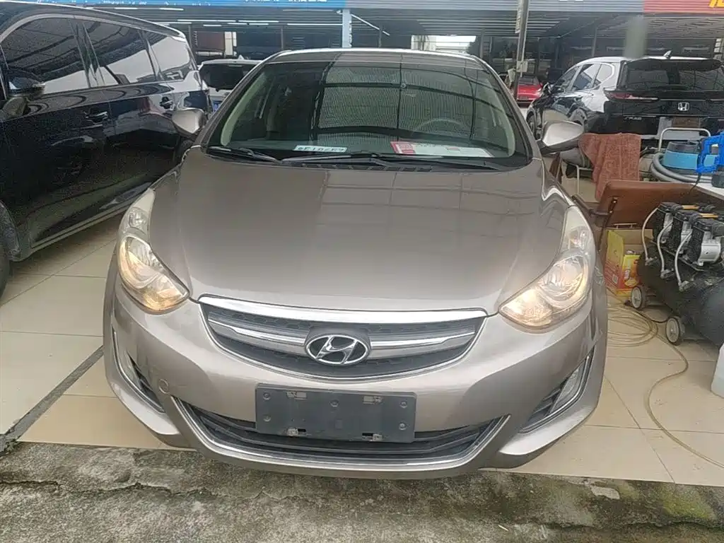 Hyundai Elantra Langdong 2016 — фото 3