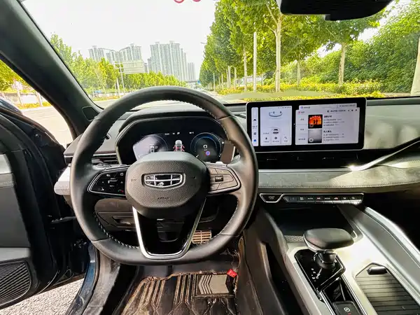 Geely Xingrui 2022