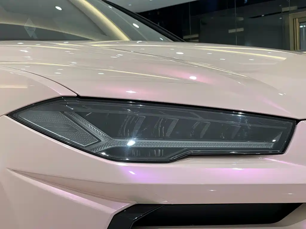 Lamborghini Urus 2019 — фото 3