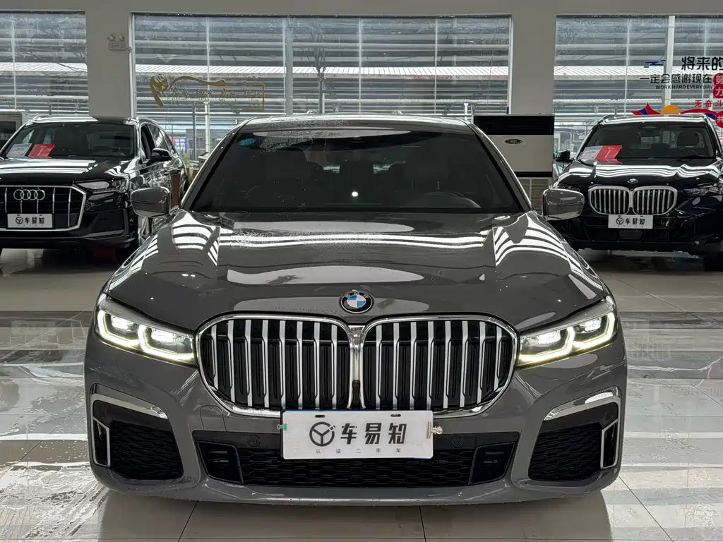 BMW 7 Series 2019 — фото 2