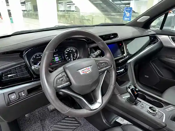 Cadillac XT6 2023