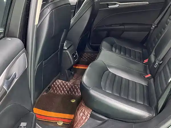 Ford Mondeo 2021
