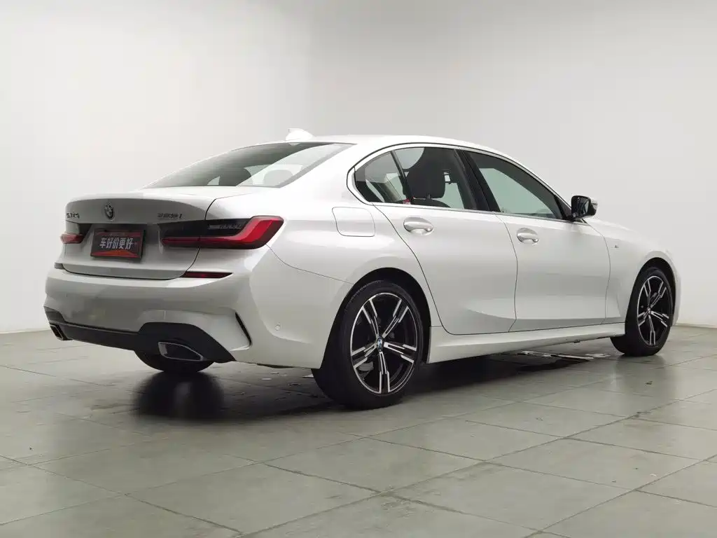 BMW 3 Series 2021