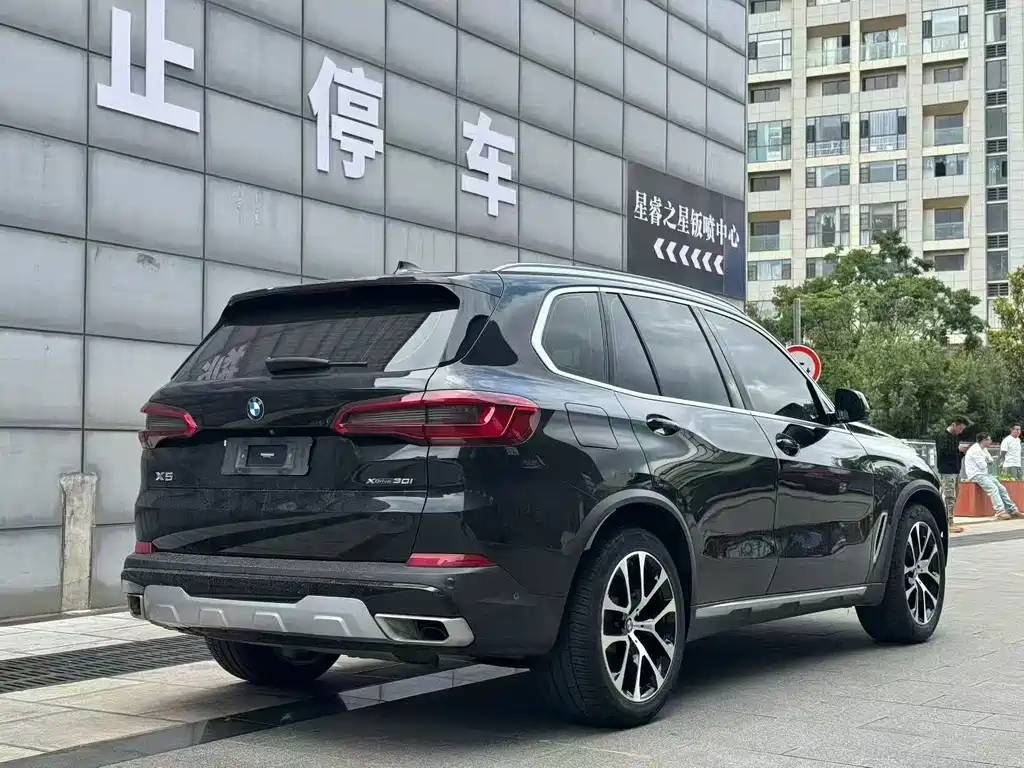 BMW X5 2020 — фото 9