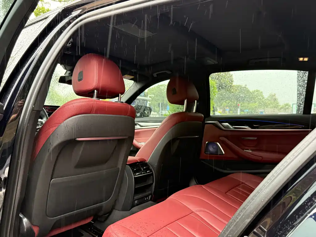 BMW 5 Series 2020
