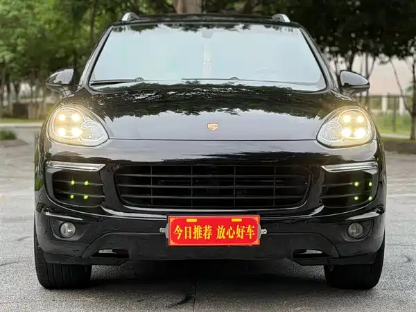 Porsche Cayenne 2016